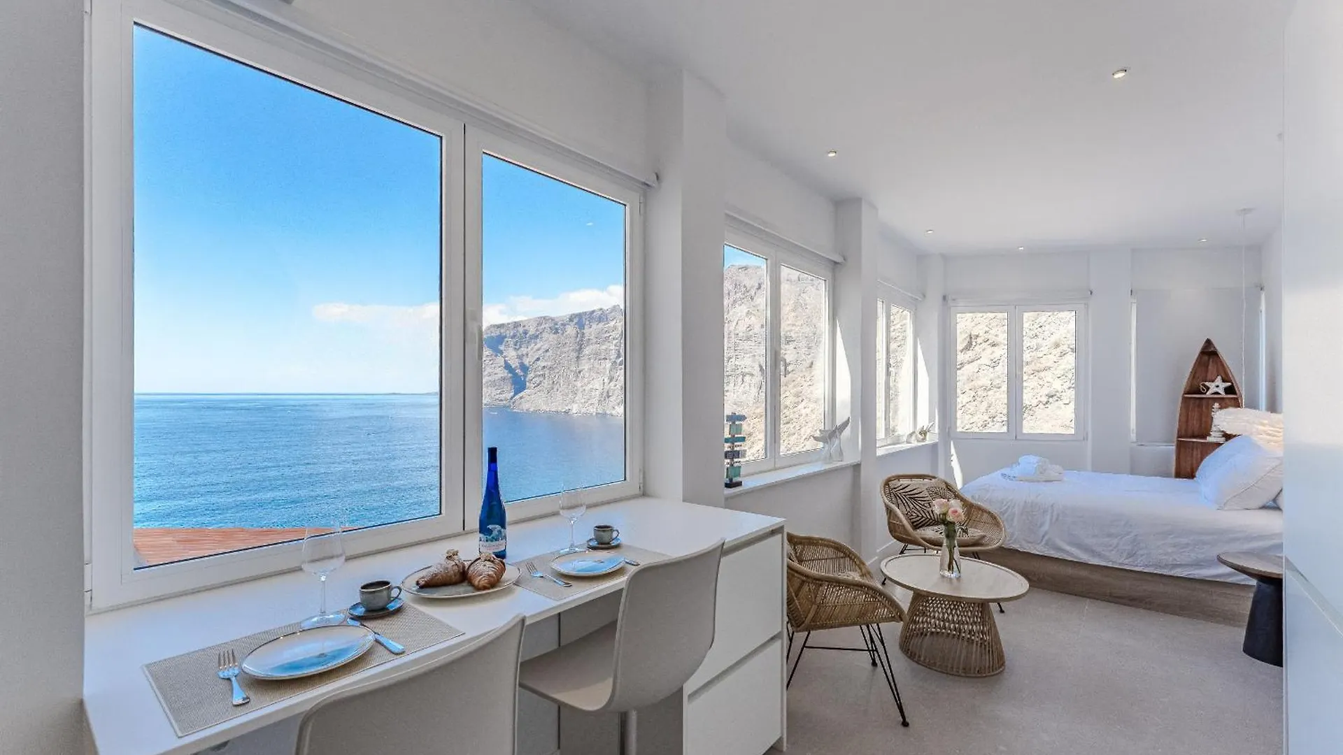 Blue Haven - Ocean View Penthouse With Jacuzzi And Pool Apartment Acantilado de los Gigantes