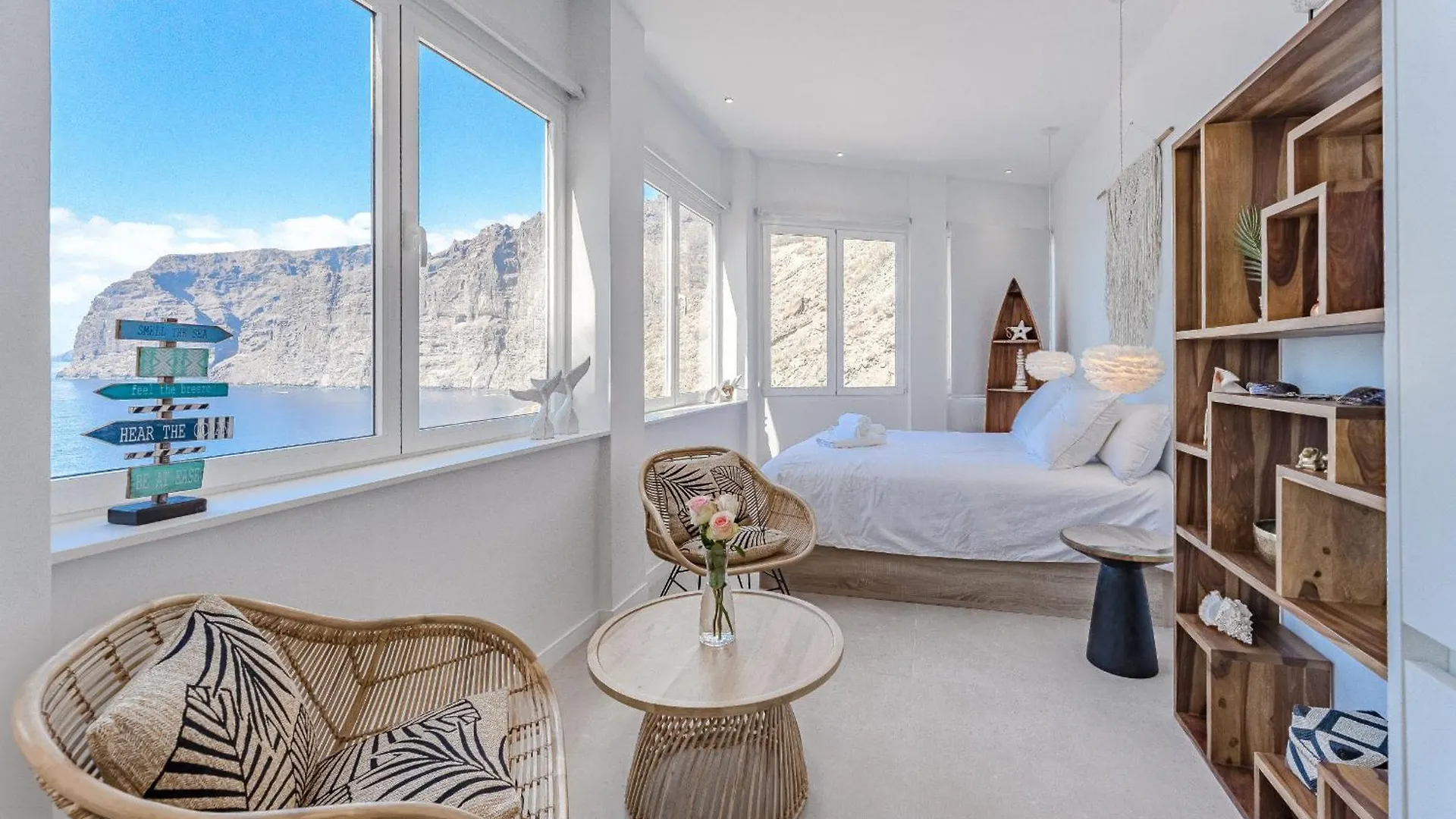 Blue Haven - Ocean View Penthouse With Jacuzzi And Pool Apartment Acantilado de los Gigantes 0*,  Spain